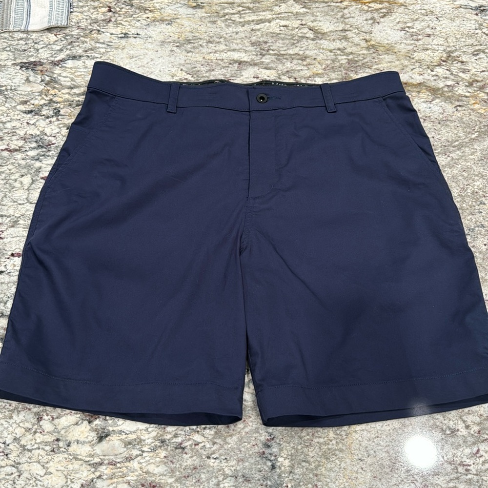 Men’s Nike size 36 shorts